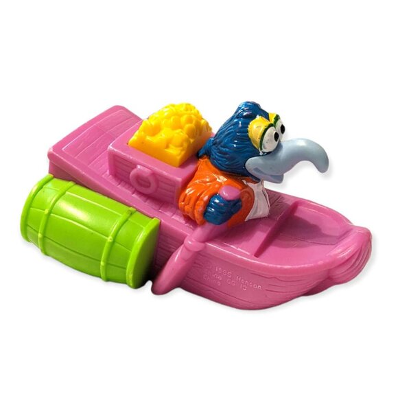 The Muppets Treasure Island Disney Action Figure Toy: Gonzo Paddle Boat - Picture 5 of 5